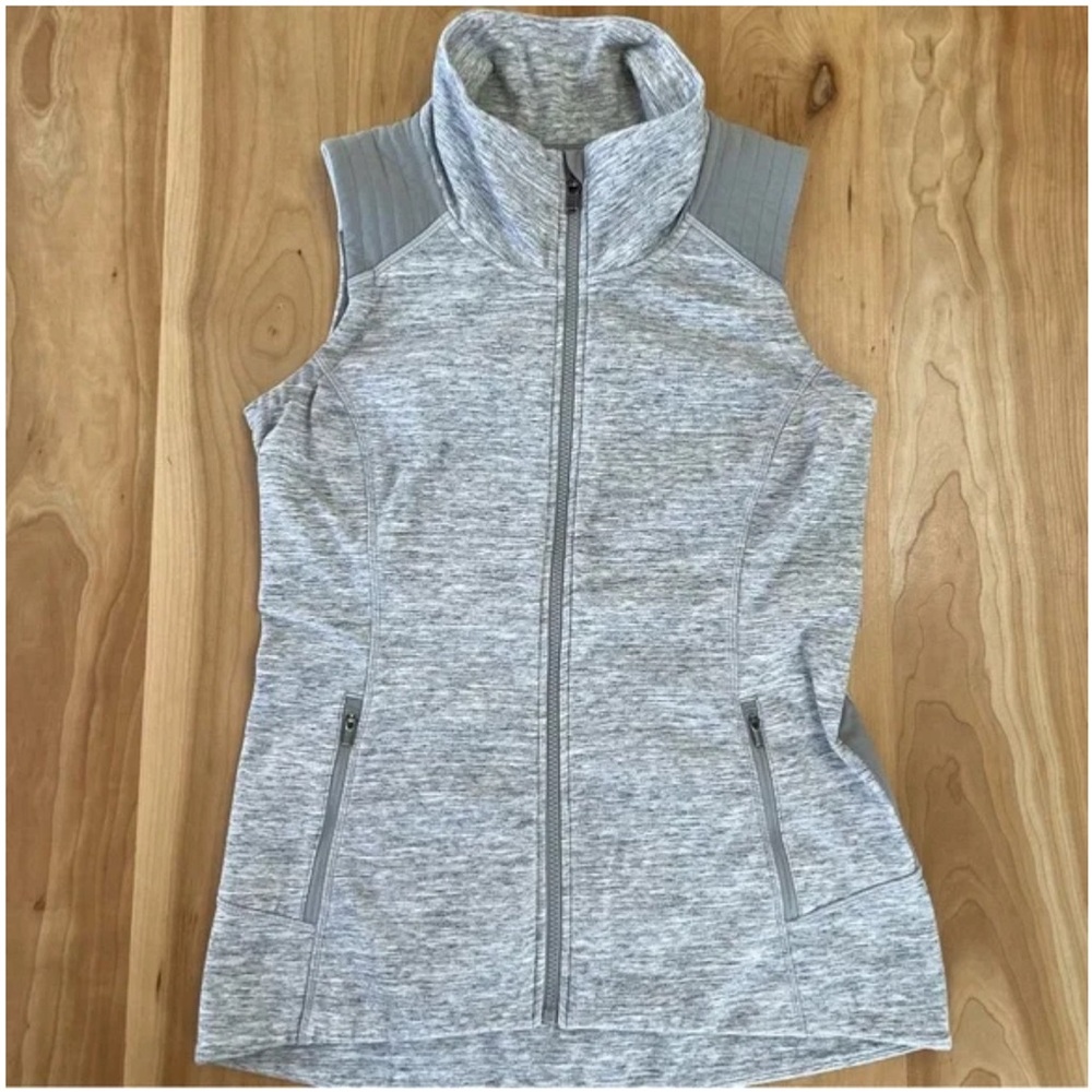Athleta Stronger Gray Heather Zip Up Vest Women’s Size Large - Picture 2 of 13